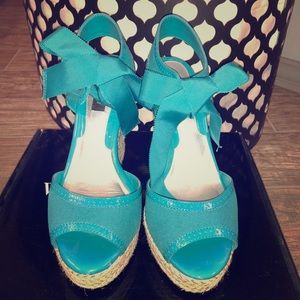 White House | Black Market Everly in Teal